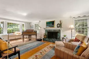 11 Nantucket Rd, Wellesley, MA 02481 - Photo 6