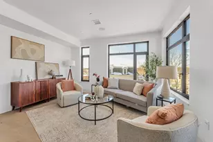 34 Oak St, Boston, MA 02136 - Photo 6