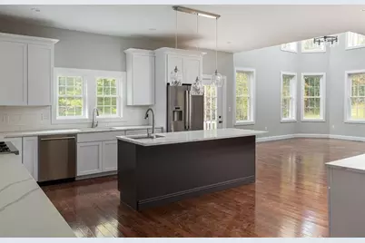 15 Anna Pl, Holliston, MA 01746 - Photo 8