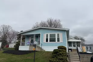 2 Emerald Pl, Raynham, MA 02767 - Photo 2