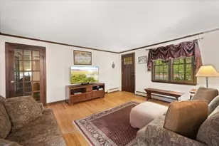 40 Legge St, Bridgewater, MA 02324 - Photo 6