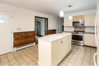 1 Holly Hill Ave, Westport, MA 02790 - Photo 6