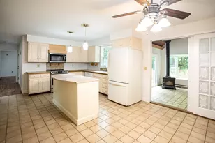 1 Holly Hill Ave, Westport, MA 02790 - Photo 4