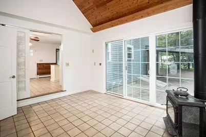 1 Holly Hill Ave, Westport, MA 02790 - Photo 8