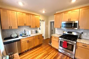 155 School St, Watertown, MA 02472 - Photo 4