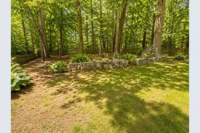 20 Pinecrest Rd #20, Uxbridge, MA 01569 - Photo 26