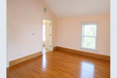 74 Bacon St #2, Waltham, MA 02451 - Photo 8