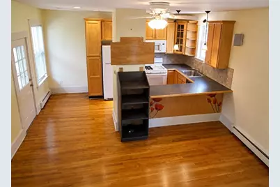 74 Bacon St #2, Waltham, MA 02451 - Photo 4