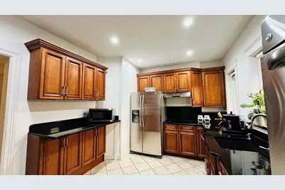 96 Naples Road #2, Brookline, MA 02446 - Photo 8