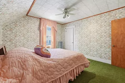 17 E Howe St, Orange, MA 01364 - Photo 20