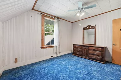 17 E Howe St, Orange, MA 01364 - Photo 22