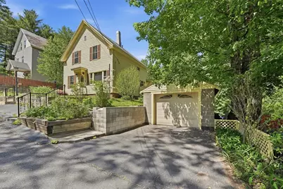 17 E Howe St, Orange, MA 01364 - Photo 1