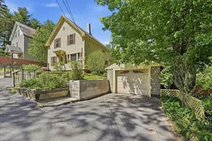 17 E Howe St, Orange, MA 01364 - Photo 1