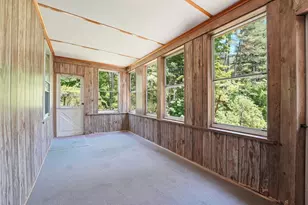 17 E Howe St, Orange, MA 01364 - Photo 14