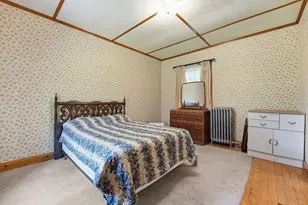 17 E Howe St, Orange, MA 01364 - Photo 16