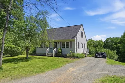 277 Walnut Hill Rd, Orange, MA 01364 - Photo 2