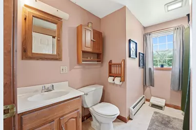 277 Walnut Hill Rd, Orange, MA 01364 - Photo 10