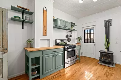 536 E 3rd St #1, Boston, MA 02127 - Photo 4