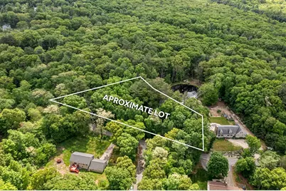 70 Hill St, Millville, MA 01529 - Photo 2