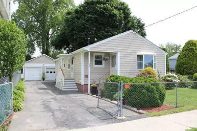 28 State St, Chicopee, MA 01013 - Photo 1
