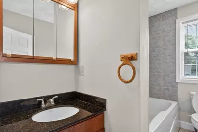 111 Chestnut St, Wilmington, MA 01887 - Photo 4