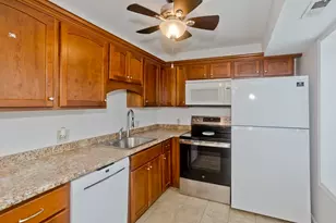 144 Nassau Dr, Springfield, MA 01129 - Photo 10
