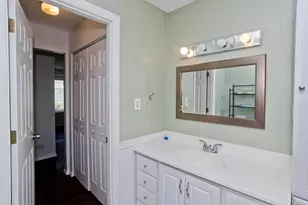 144 Nassau Dr, Springfield, MA 01129 - Photo 16
