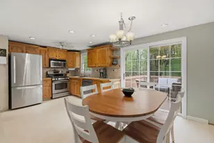 12 Village Ln, Billerica, MA 01862 - Photo 12