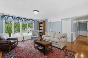 12 Village Ln, Billerica, MA 01862 - Photo 8