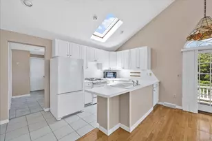 251 Scranton Ave, Falmouth, MA 02540 - Photo 10