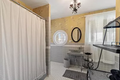 75 E Main St, Orange, MA 01364 - Photo 24