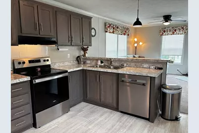 6 Seneca Drive, North Adams, MA 01347 - Photo 8
