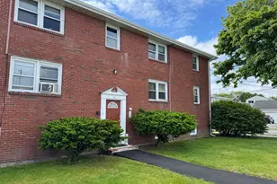 12 Essex St, Quincy, MA 02171 - Photo 2