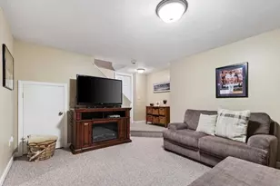 104 Ridgewood Dr, Taunton, MA 02780 - Photo 34