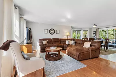 104 Ridgewood Dr, Taunton, MA 02780 - Photo 10