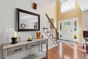 104 Ridgewood Dr, Taunton, MA 02780 - Photo 8
