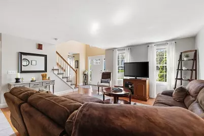 104 Ridgewood Dr, Taunton, MA 02780 - Photo 12