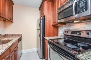275 Beacon St, Boston, MA 02116 - Photo 6