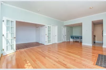 275 Beacon St #3B, Boston, MA 02116 - Photo 8