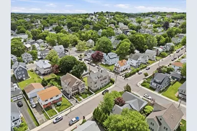 15 Hillock St. #2.., Boston, MA 02131 - Photo 4