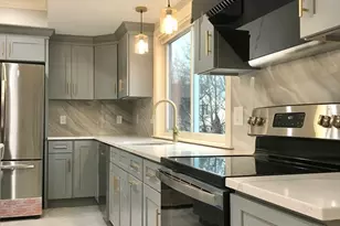 16 Grove St, Malden, MA 02148 - Photo 2
