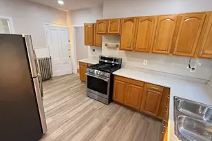 36 Mayfield St, Boston, MA 02125 - Photo 4