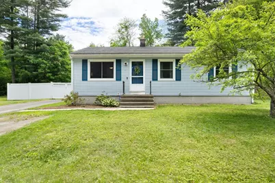 37 Parkerview St, Springfield, MA 01129 - Photo 2