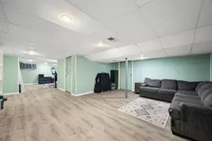 37 Parkerview St, Springfield, MA 01129 - Photo 20