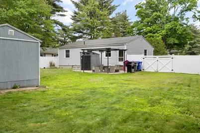 37 Parkerview St, Springfield, MA 01129 - Photo 26
