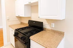 415 County St, New Bedford, MA 02740 - Photo 2