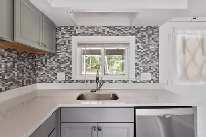 6-A Dilla St, Milford, MA 01757 - Photo 20
