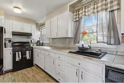 3 Elm Street, Methuen, MA 01844 - Photo 10