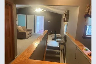35 Forest Park Road #Right-Rear, Dracut, MA 01826 - Photo 2