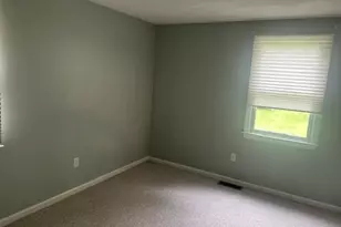 35 Forest Park Rd, Dracut, MA 01826 - Photo 8